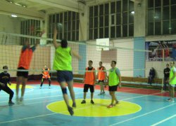 Чемпіонат університету з волейболу між факультетами (юнаки)